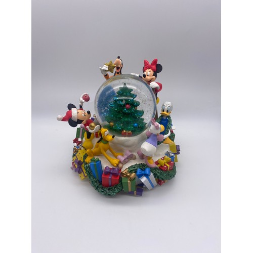 294 - DISNEY CLASSICS CHRISTMAS SNOW GLOBE