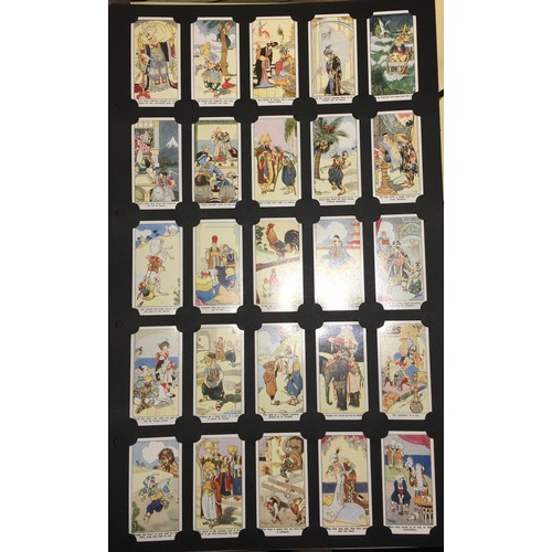 502 - CARD COLLECTORS SOCIETY BINDER OF WILLS JOHN PLAYERS, OGDENS,  CIGARETTE CARD SETS (CRICKETERS, FOOT... 