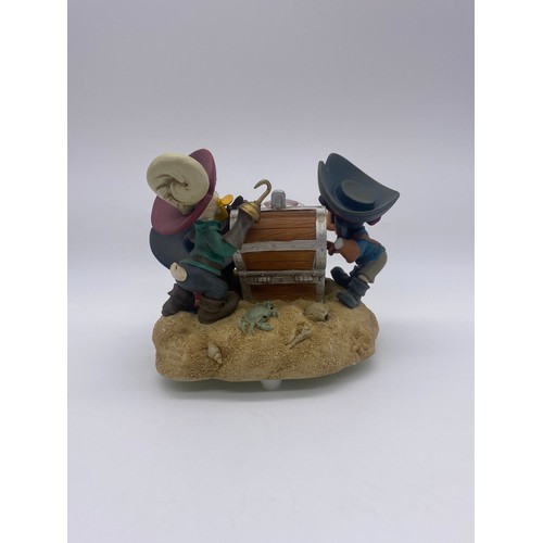 299 - DISNEY PIRATES OF THE CARRIBEAN SNOW GLOBE