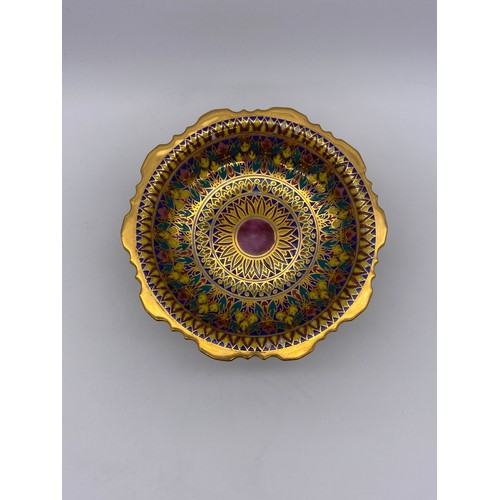 521 - PORCELAIN GILT PAINTED THAI BENJARONG AND A PEDESTAL DISH