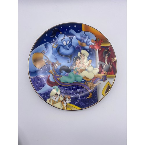 264 - DISNEY VILLAINS EASEL BACK PHOTO FRAME AND THREE CARTOON CLASSICS PLATES