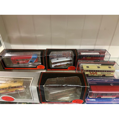 263B - SELECTION OF DIE CAST SCALE MODEL COACHES - 4 X EXCLUSIVE FIRST MODEL EDITIONS 11902 YELLOWAYS HARRI... 