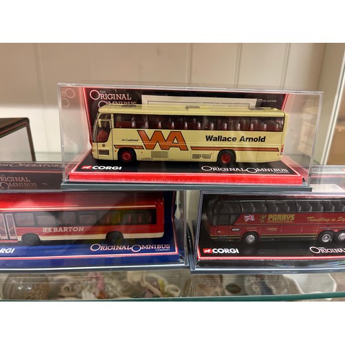 263B - SELECTION OF DIE CAST SCALE MODEL COACHES - 4 X EXCLUSIVE FIRST MODEL EDITIONS 11902 YELLOWAYS HARRI... 