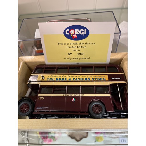 263A - TWO SCALE MODEL CORGI TRANSPORT VEHICLES - THE ORIGINAL OMNIBUS COMPANY HARRY SHAW COACH AND CLASSIC... 