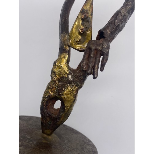 460 - INDUSTRIAL ABSTRACT FIGURE OF A MAN FASHIONED FROM FROM A PAIR OF PLIERS 23CM H