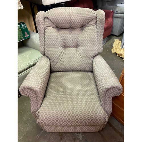 63 - OATMEAL LOZENGE FABRIC ELECTRIC RISER CHAIR