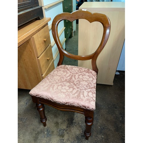 91 - VICTORIAN MAHOGANY TULIP BACKED DINING CHAIR