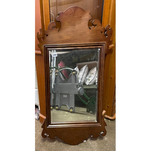 220 - REPRODUCTION BOMBAY CO GEORGE II STYLE MAHOGANY MIRROR