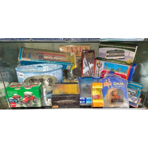 259 - SHELF OF DIECAST MODEL AIRCRAFT, BUSES AND FARM VEHICLES