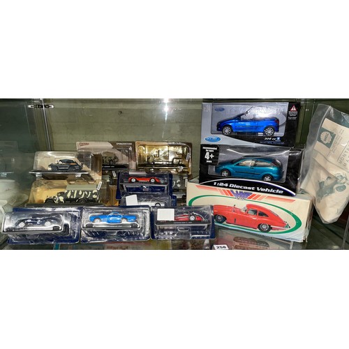 258 - SHELF OF DIE CAST SCALE MODEL MILITARY VEHICLES AND CARS