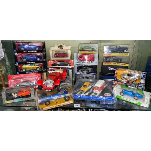 257 - SHELF OF SCALE MODEL DIE CAST CARS