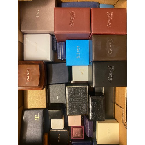 327 - BOX OF VARIOUS JEWELLERY AND WATCH PRESENTATION CASES INCLUDING NAMED BRANDS