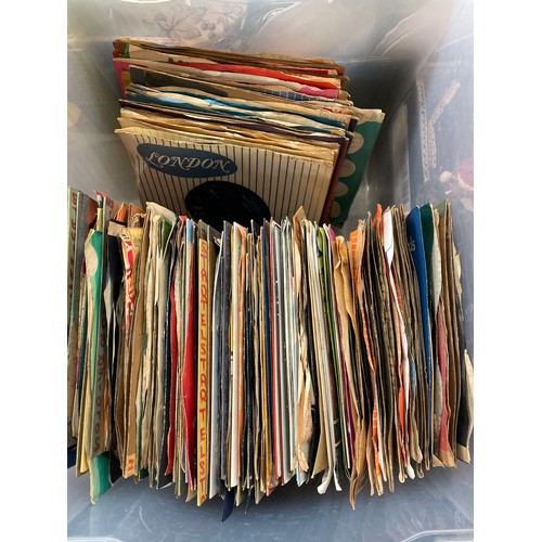 346 - SELECTION OF MAINLY 1960S VINYL 45S