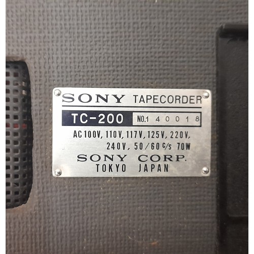 333 - SONY TC200 REEL TO REEL TAPE RECORDER