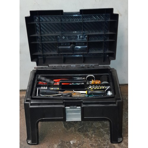 342 - TILE MATE SPIRIT LEVEL, CURVER TOOL BOX STOOL, HARDCASE, AND METAL TIN OF VARIOUS TOOLS