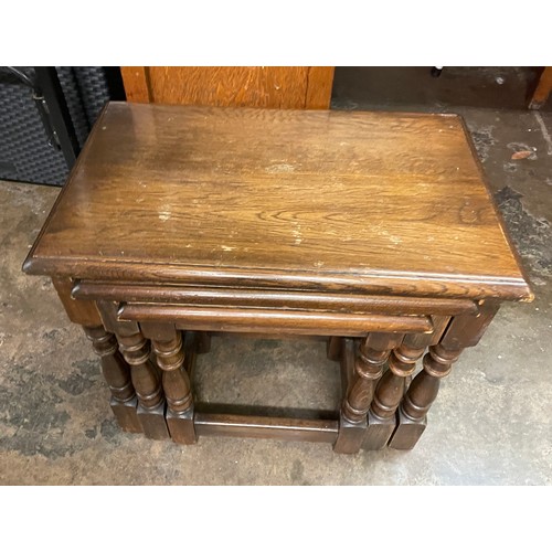 160 - OAK NEST OF THREE BOBBIN REEL LEG TABLES