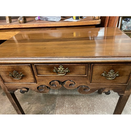 164 - GEORGIAN WALNUT SIDE TABLE/LOW BOY WITH THUMB MOULDED EDGE AND FRET CARVED APRON