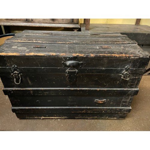 142A - WOODEN BANDED STEAMER TRUNK