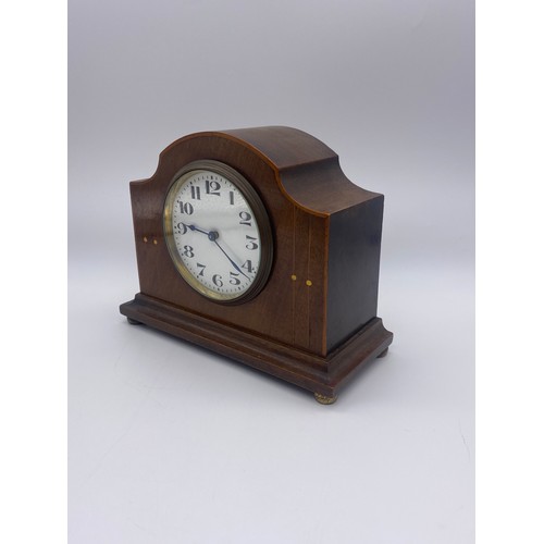 428 - EDWARDIAN MAHOGANY ARCHED CASED MANTLE TIMEPIECE