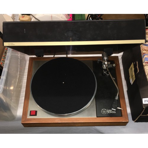 299 - LINN SONDEK LP 12 TURN TABLE