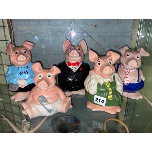 214 - SET OF WADE PIG FAMILY MONEY BANKS FOR NATWEST