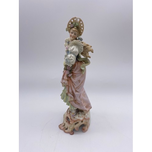 496 - PAIR OF CONTINENTAL 18TH CENTURY STYLE FIGURES A/F