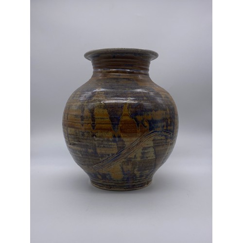 270 - DOUG ALEXANDER STUDIO POTTERY BULBOUS VASE