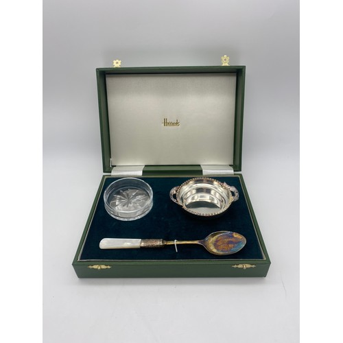 443 - BOXED HARRODS CAVIAR BOWL AND SPOON SET