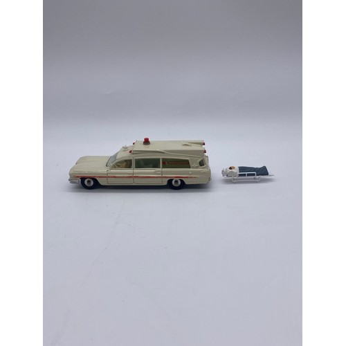 440 - BOXED DINKY TOYS 263 SUPERIOR CRITERION AMBULANCE