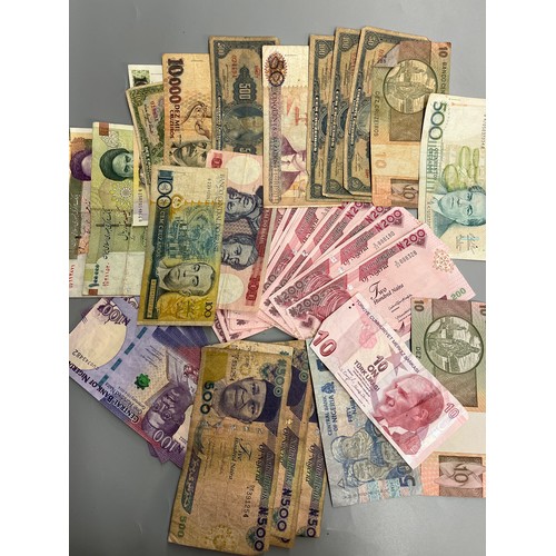 563 - BAG OF MISCELLANEOUS BANK NOTES - NIGERIA, BRAZIL