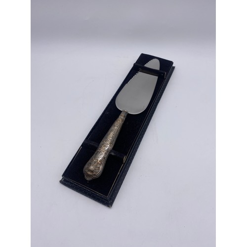 362 - SILVER HANDLED STAINLESS STEEL CAKE KNIFE