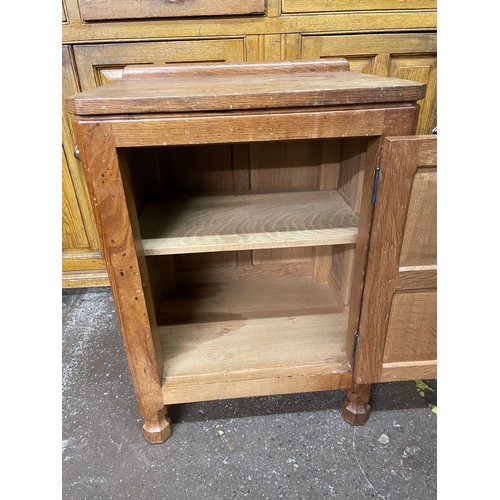 94 - ROBERT THOMPSON MOUSEMAN OAK BEDSIDE CUPBOARD