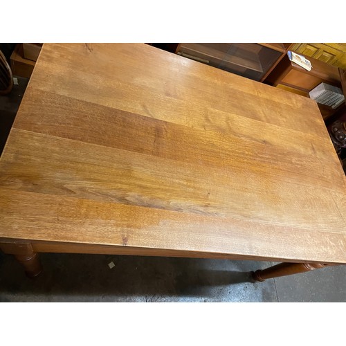 175 - OAK FARMHOUSE TYPE DINING TABLE FITTED WITH ONE SHALLOW DRAWER