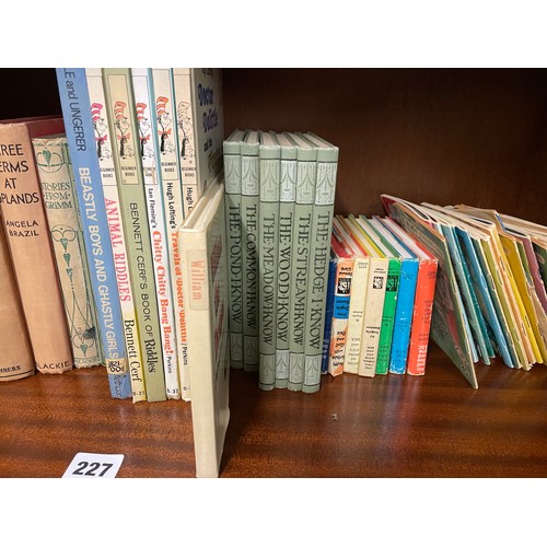 227 - SHELF OF CHILDRENS NOVELS INC DR SEUSS, DR DOOLITTLE, THE SECRET GARDEN, AND BIGGLES