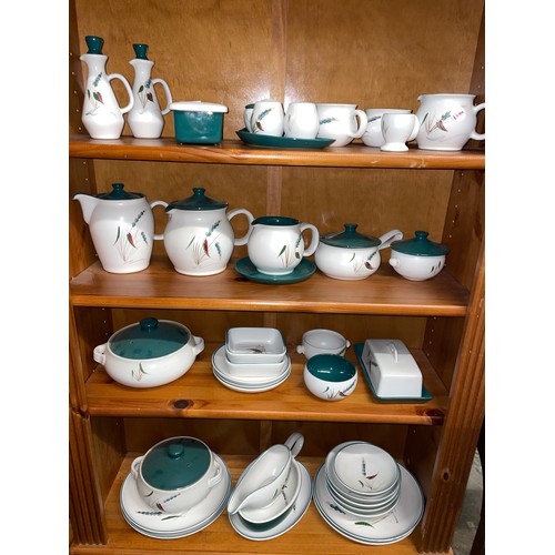 343 - DENBY HARVEST WHEAT POTTERY TABLE SERVICE