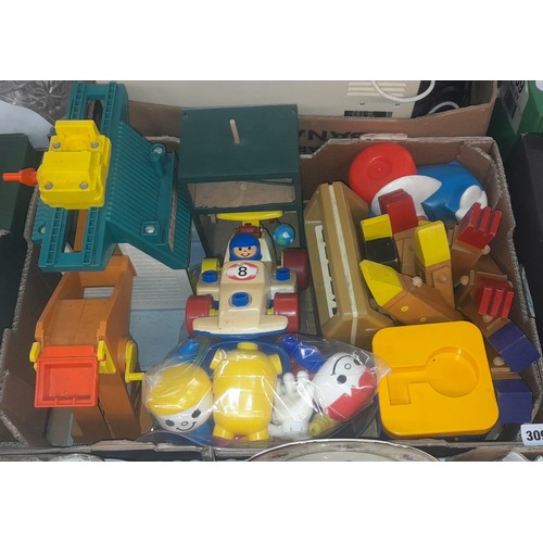 309 - CARTON WOODEN AND PLASTIC TOYS