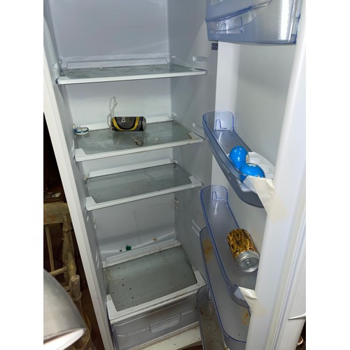 187 - INDISIT UPRIGHT FRIDEG FREEZER