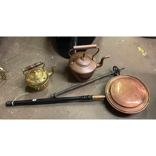 191 - COPPER WARMING PAN, COPPER KETTLE AND BRASS SPIRIT KETTLE