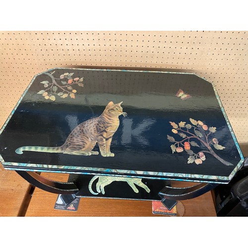 104 - BLACK PAINTED AND CAT TRANSFER PRINTED OCCASSIONAL TABLE