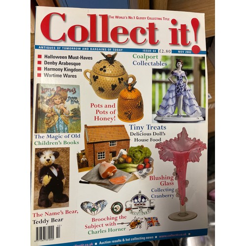 229 - FIVE BINDERS OF THE COLLECT IT MAGAZINE AND SOME LOOSE ISSUES