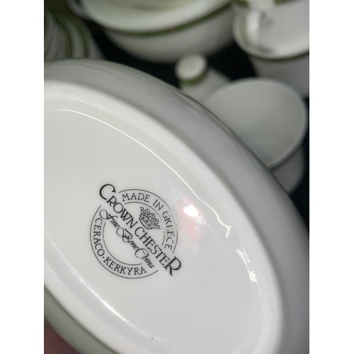 265 - CROWN CHESTER FINE BONE CHINA TABLE SERVICE