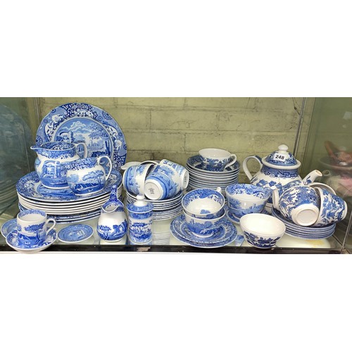 248 - SHELF OF SPODE BLUE AND WHITE ITALIAN SERIES AND OTHER WILLOW PATTERN TRANSFER WARE POTTERY