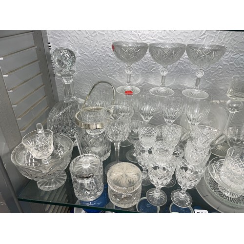 241 - SHELF OF GOOD QUALITY CUT GLASSWARE INC. FLAT-BACK DECANTER, CANDLESTICKS, JUG AND DRINKING GLASSES