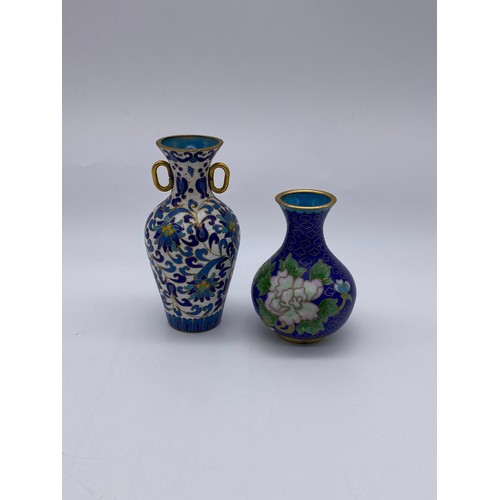 515 - PAIR OF BALUSTER BLUE GROUND VASES, CLOISONNÉ BLUE GROUND DISH, VASES AND DRAGON DISH