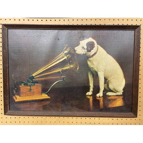 599 - HMV MASCOT PRINT