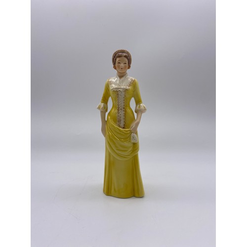 202 - NINE GOEBEL LADIES OF FASHION SERIES FIGURE GROUPS