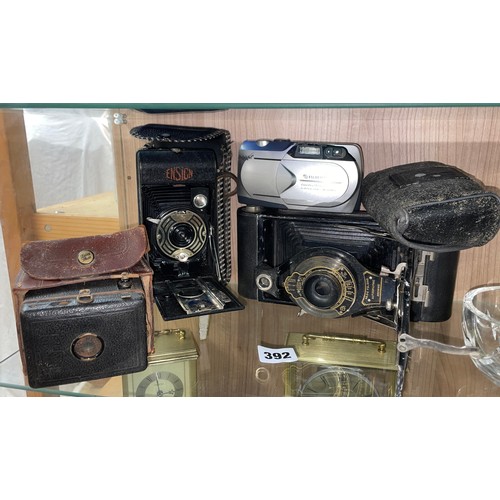 392 - BROWNIE AND ENSIGN VEST POCKET CAMERAS, ZEISS IKON CAMERA AND MINOLTA