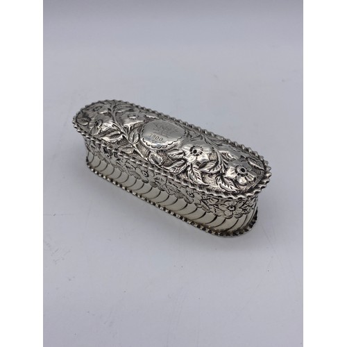 465 - CHESTER SILVER REPOUSSE OVAL BOX 1.6OZ APPROX