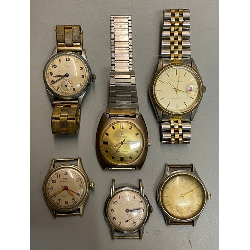 442 - BAG OF VINTAGE WRISTWATCHES AND WATCH FACES INCLUDING SMITHS AND NEWMARK