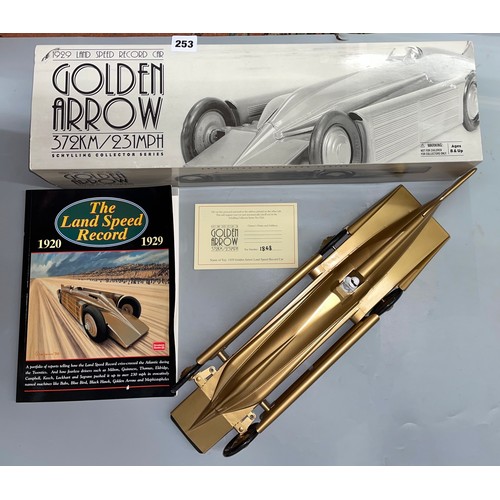 253 - BOXED SCHYLLING COLLECTORS SERIES GOLDEN ARROW MODEL AND LANDSPEED RECORD BOOK